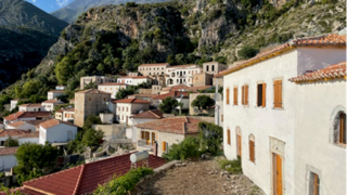 Gebäude im Untersuchungsgebietes in der Partnerstadt Dhermi in Albanien