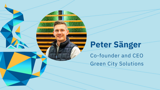 Ein Mann schaut freundlich in die Kamera. Er heißt Peter Sänger.