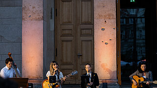 Die Swing- und Jazzinterpretationen der Band Dew’s Brew passten sehr gut zur Stimmung der Abendveranstaltung.