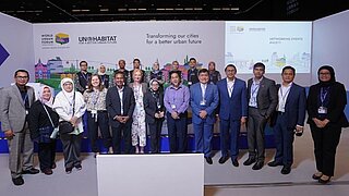 World Urban Forum 2022 in Kattowitz: Der malaysische Stadtrat von Shah Alam, die niederländische NGO Enviu und die GIZ stellen die Handlungsspieltraume von Städten bei der Vermeidung von Einwegplastik vor.