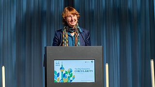 Willkommensgruß von Dr. Christiane Rohleder, Staatssekretärin im Bundesministerium für Umwelt, Naturschutz, nukleare Sicherheit und Verbraucherschutz (BMUV).